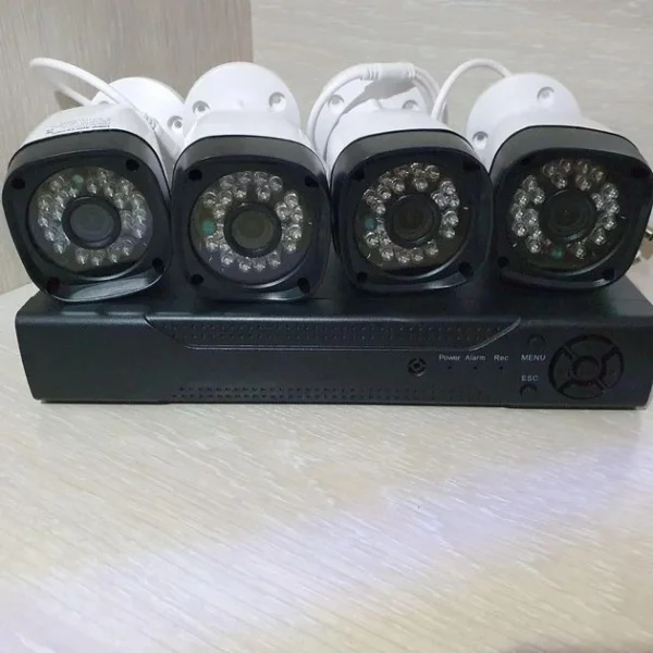 Набор 4 камеры 4 Мп FULL AHD CCTV для видеонаблюдения