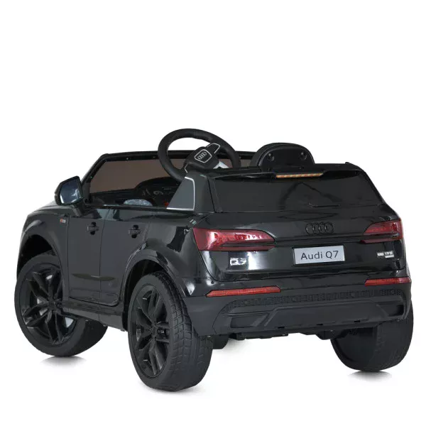 Детский электромобиль Audi Q7 M 5796EBLR-2 черный